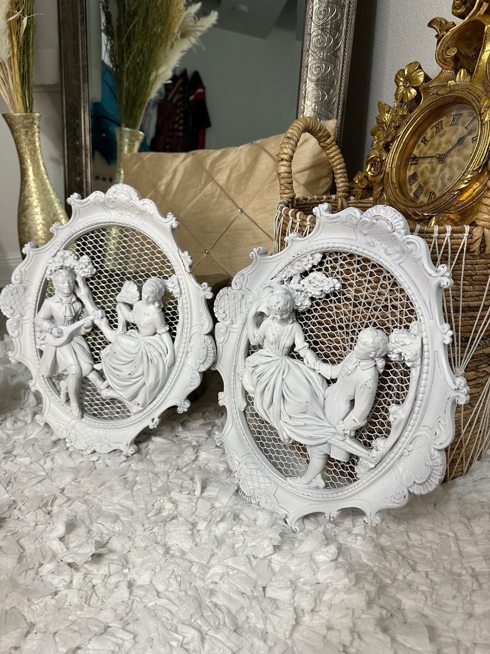 Set of 2 Colonial Couple Wall Art Plaques Home Decor ~Shabby Chic ~ Boho ~ Victorian ~ Courting