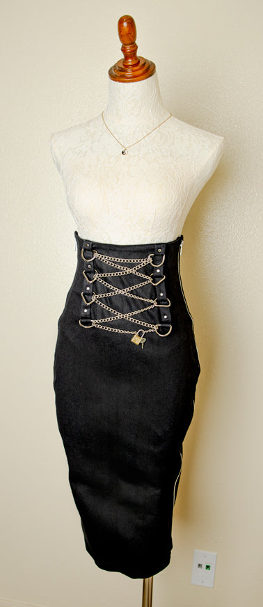 Vintage Switchblade Stiletto Chain Cyber Gothic Punk Rocker Clubwear Rocker Biker Skirt